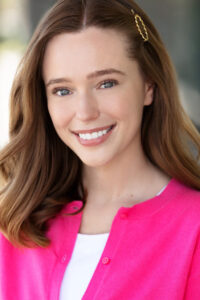 Holly Jones Headshot